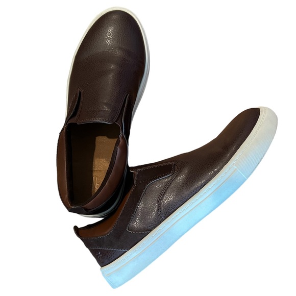 FRYE Mark Gore Leather Slip On Shoes - Picture 2 of 9